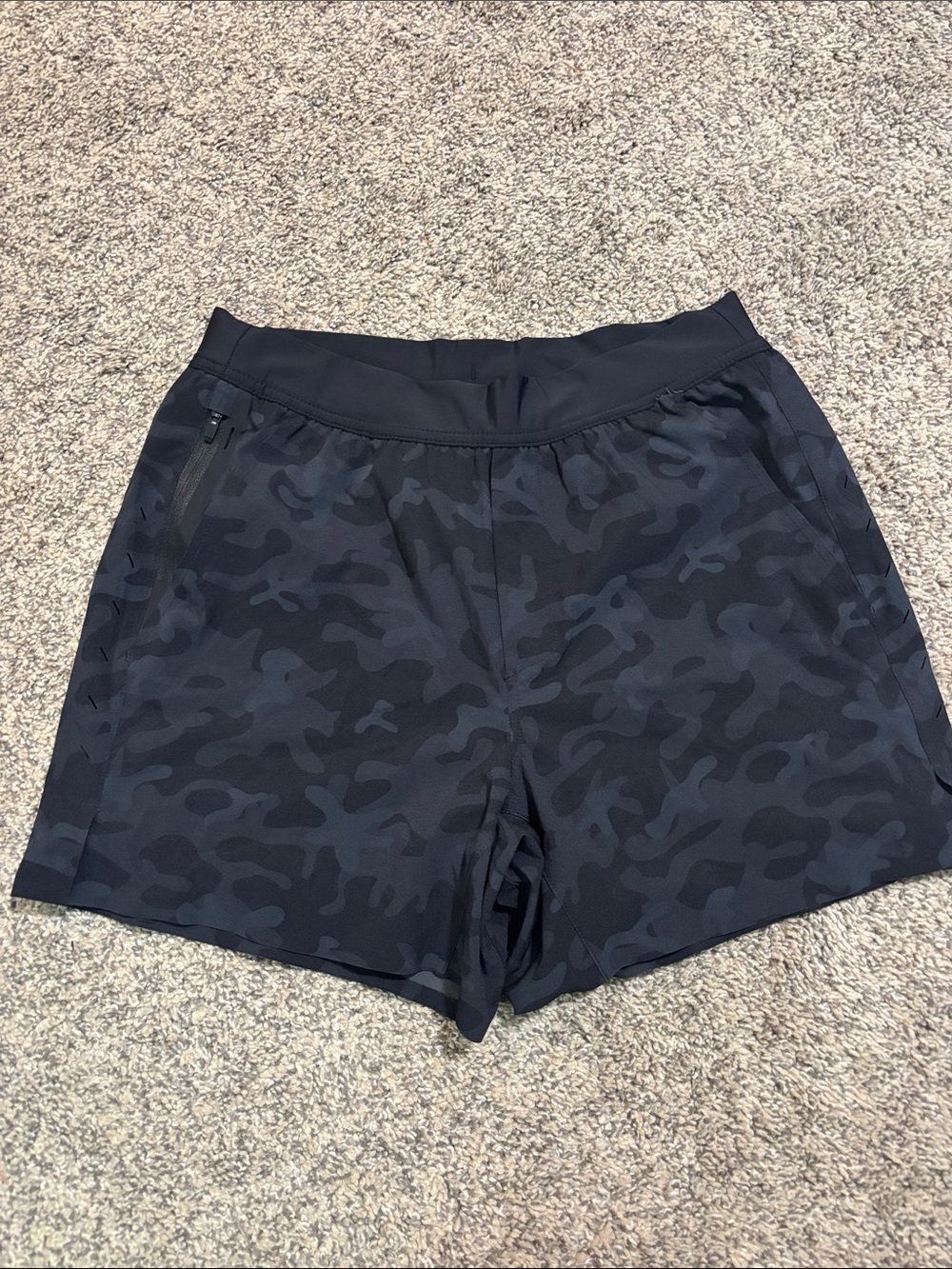 Ten Thousand The Interval Short size medium